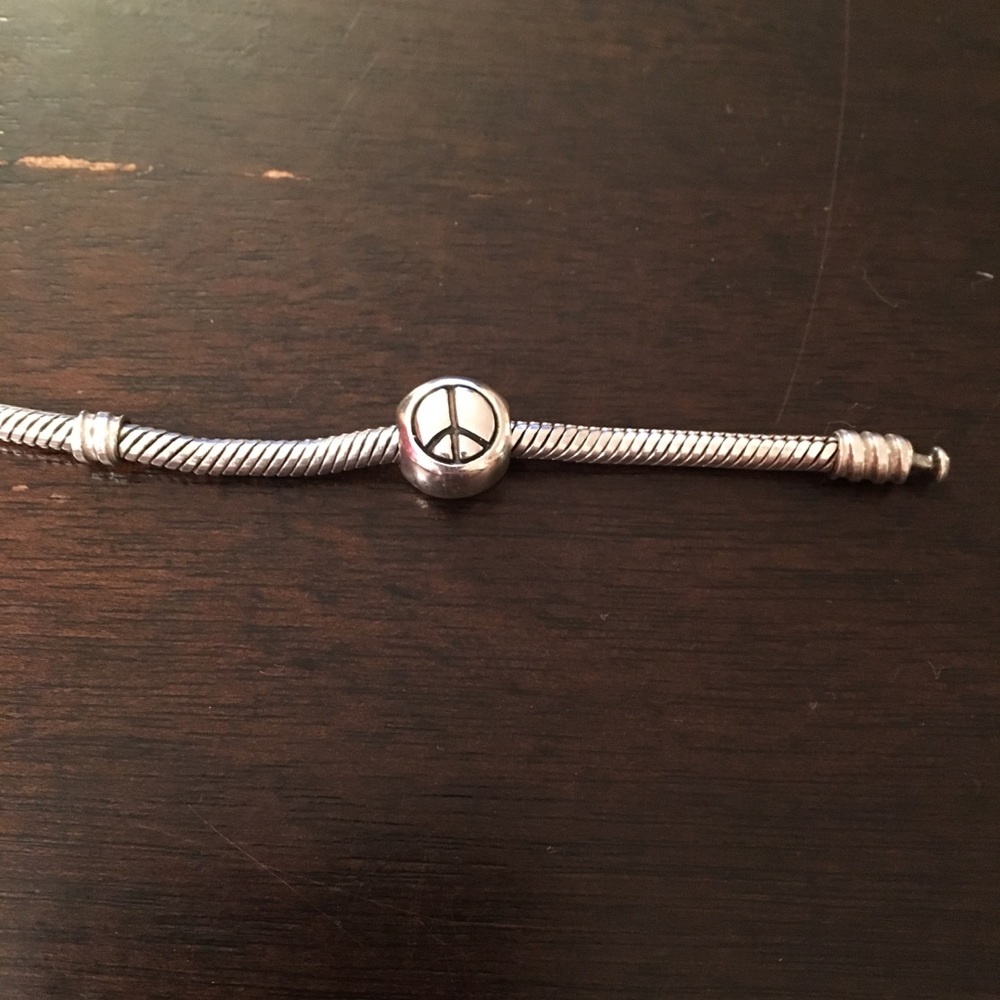 Genuine Pandora 925sterlingsilver peace sign charm